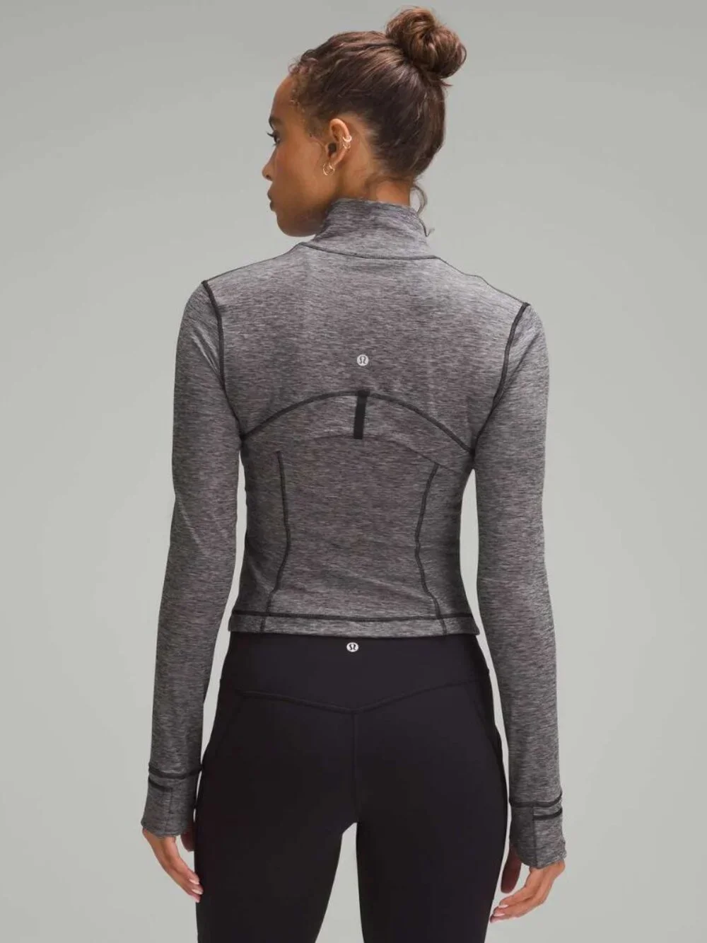 FLAWLESS LULULEMON DEFINE GRAY AND BLACK CROPPED JACKET SIZE 6 - Picture 7 of 10